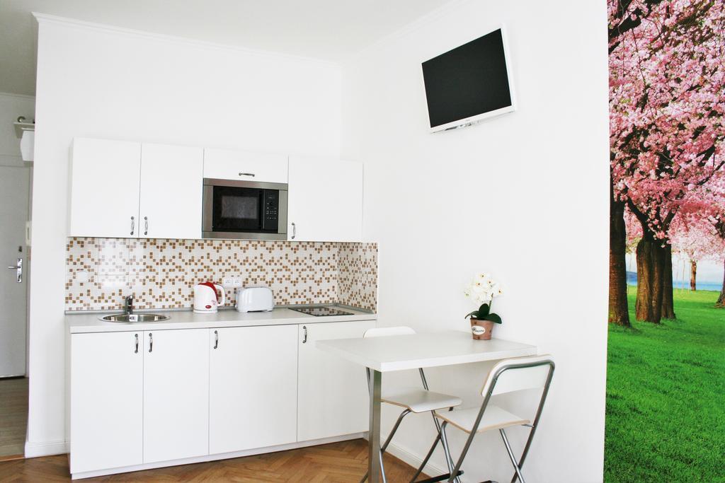 Apartment Lea Praga Exterior foto